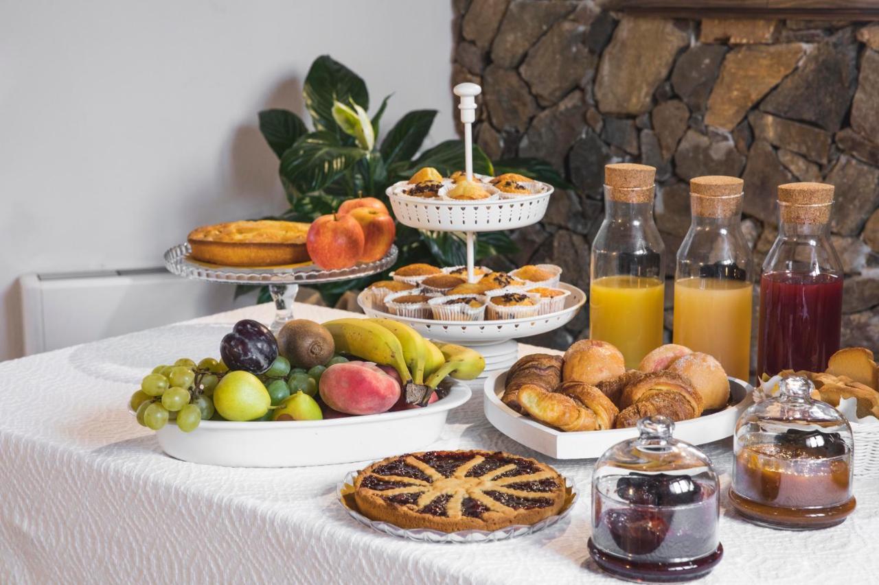 Domu Elvira Hotel Muravera Kültér fotó