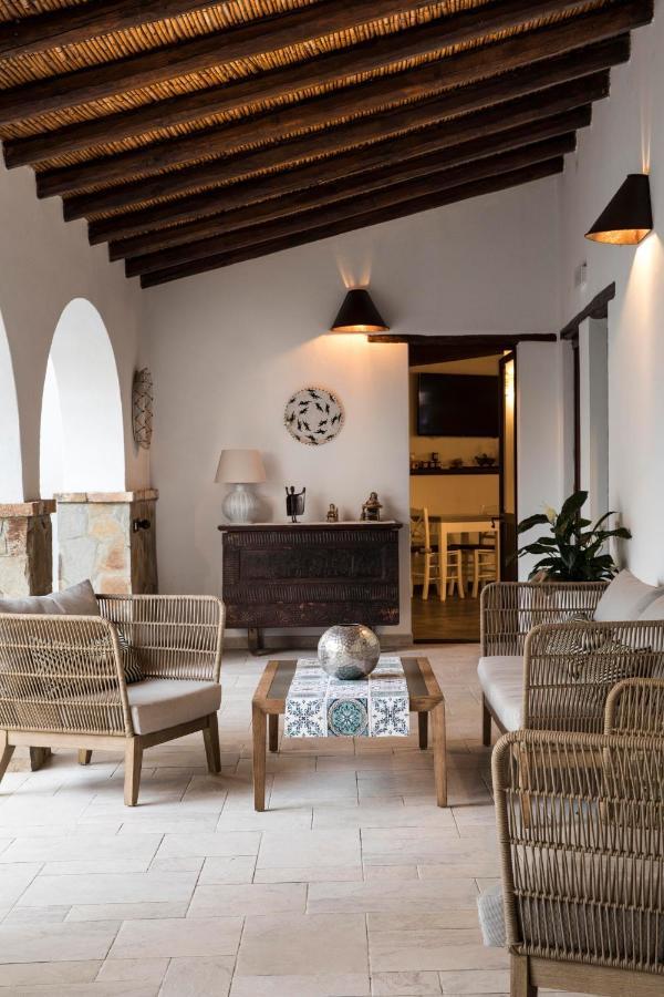 Domu Elvira Hotel Muravera Kültér fotó
