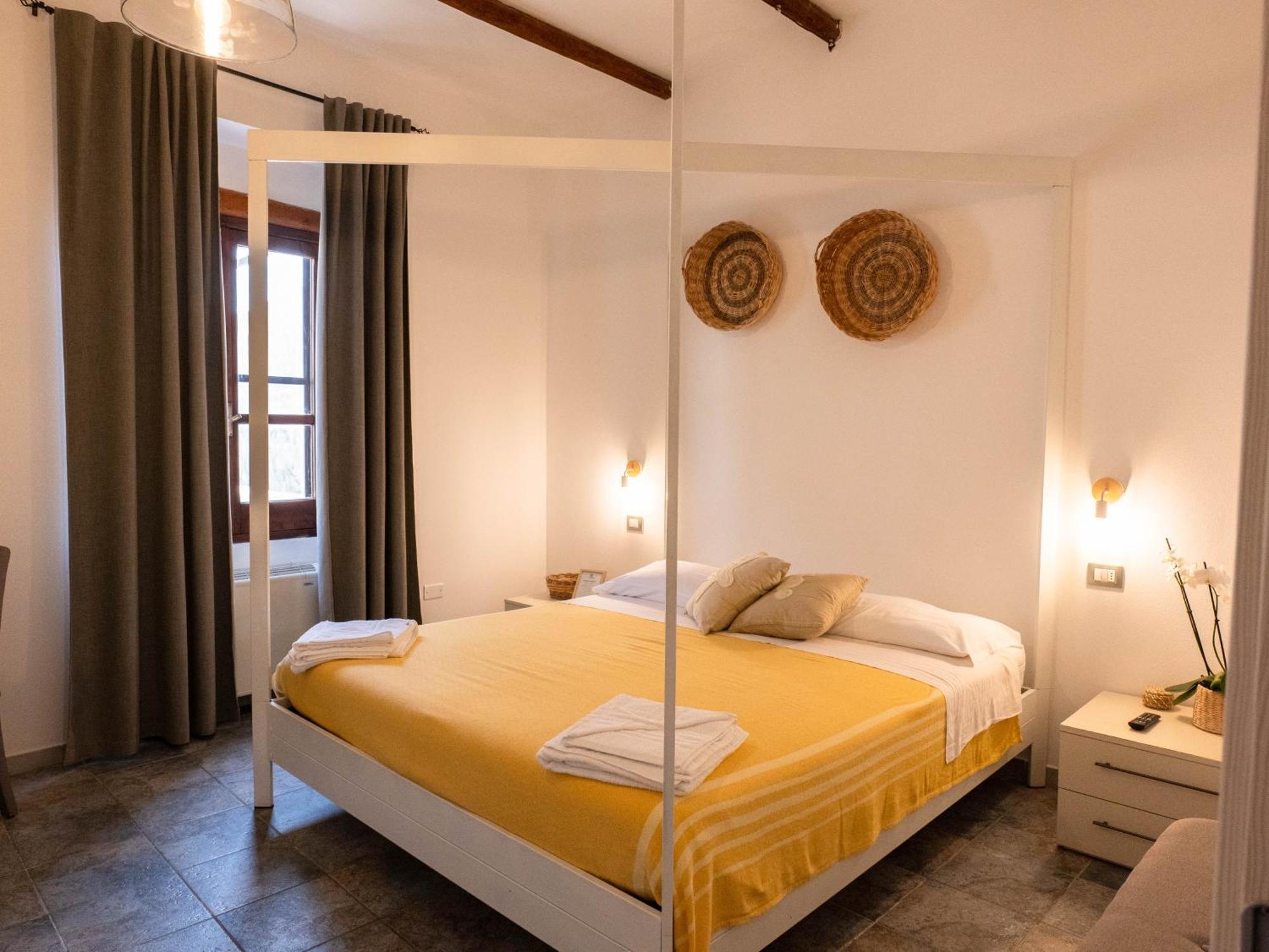 Domu Elvira Hotel Muravera Kültér fotó
